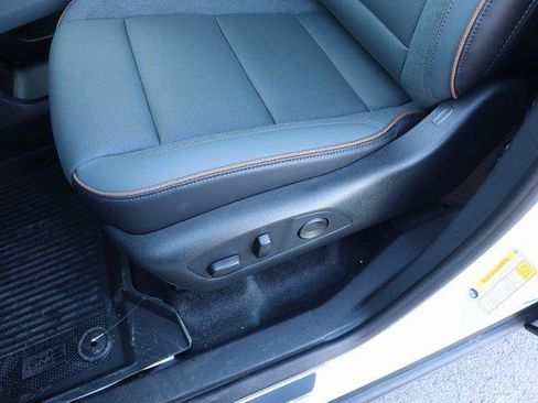 New 2026 GMC Acadia AT4 w/ Luxury Package image 24