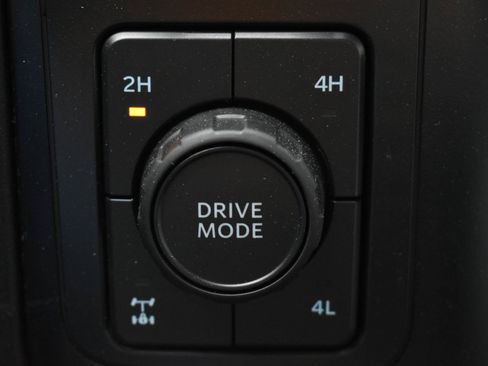 Used 2024 Ford F350 XLT AWD/4WD image 29