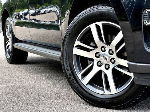 Used 2024 Ford Expedition Max Limited AWD/4WD image 2