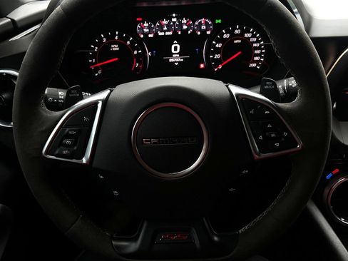 Used 2020 Chevrolet Camaro SS image 16