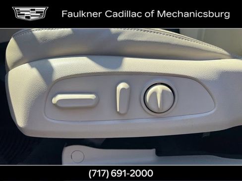 Used 2020 Buick Enclave Essence w/ Sound and Sites Package image 34