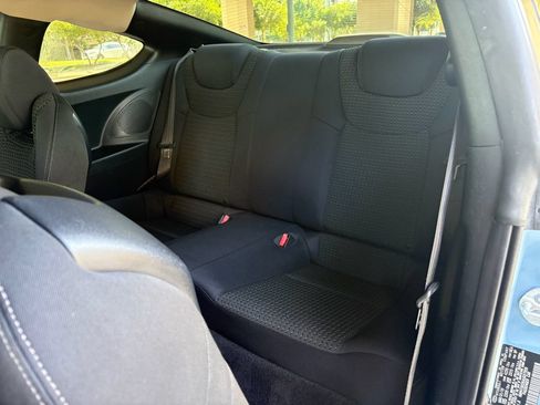 Used 2010 Hyundai Genesis 2.0T RWD image 21