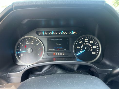 Used 2020 Ford F150 XLT w/ Equipment Group 302A Luxury AWD/4WD image 26