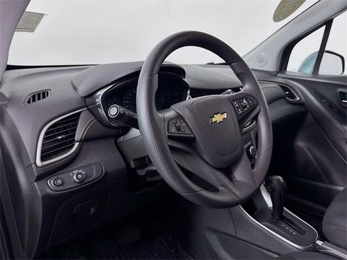 Used 2020 Chevrolet Trax LS w/ Tint and Cruise Package image 9