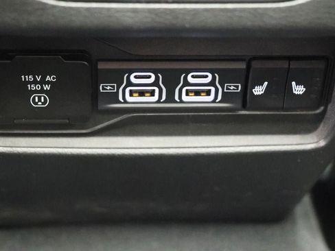Used 2023 Jeep Grand Cherokee 4WD 4xe w/ Luxury Tech Group II image 12