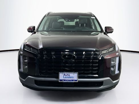Used 2023 Hyundai Palisade Limited AWD/4WD image 2