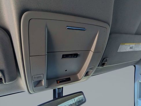 Used 2018 Chevrolet Silverado 1500 Custom w/ Custom Convenience Package image 29