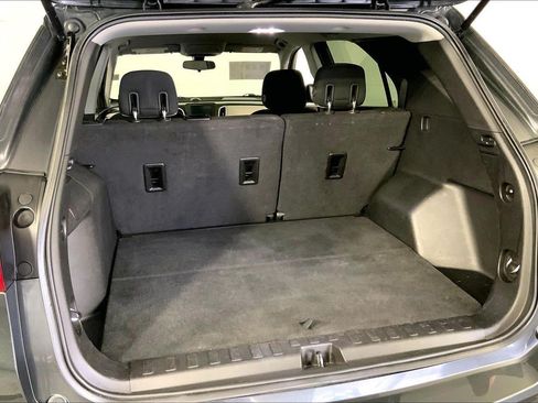 Used 2018 Chevrolet Equinox LS FWD image 4