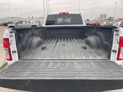 Used 2024 RAM 3500 Big Horn image 15
