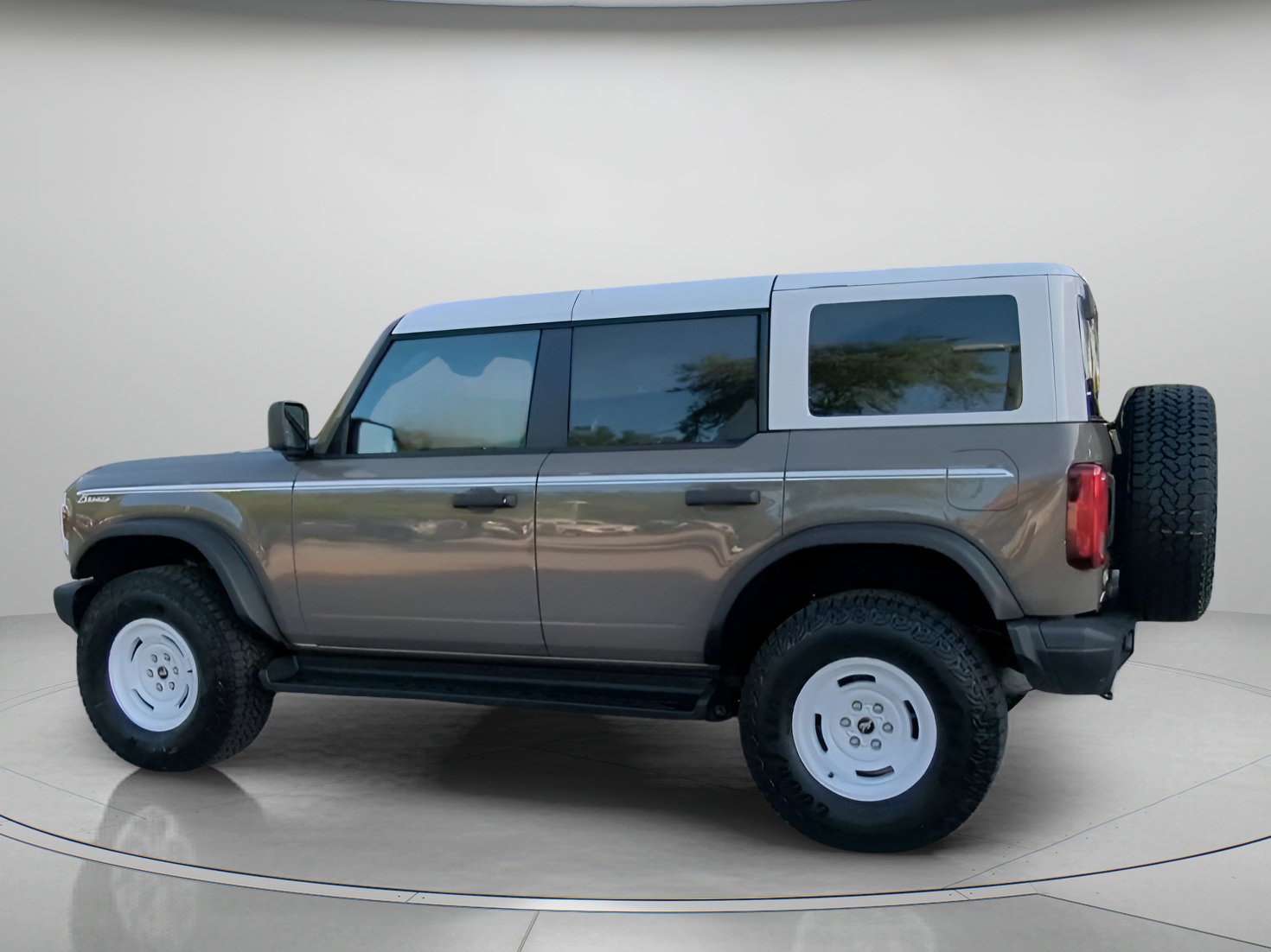 New 2026 Ford Bronco Heritage Edition AWD/4WD image 18