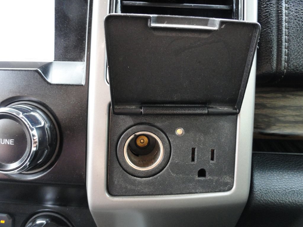 Used 2019 Ford F150 Lariat AWD/4WD image 24