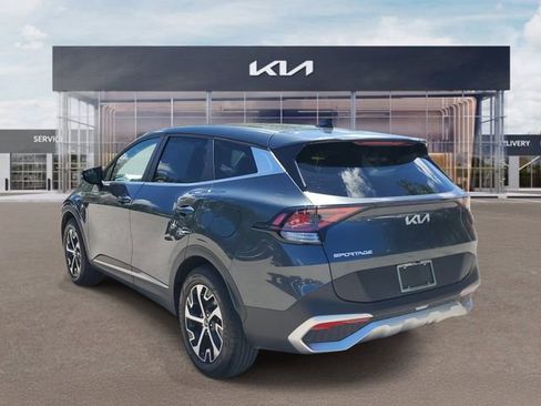 Certified 2025 Kia Sportage EX image 4