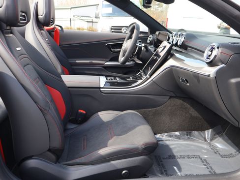 Used 2026 Mercedes-Benz CLE 53 AMG 4MATIC Cabriolet image 22
