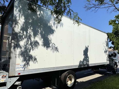 Used 2023 Ford F650 2WD Regular Cab Super Duty image 6