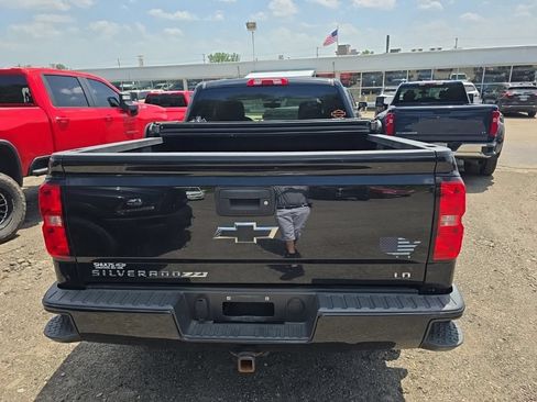 Used 2019 Chevrolet Silverado 1500 LT w/ All Star Edition AWD/4WD image 7