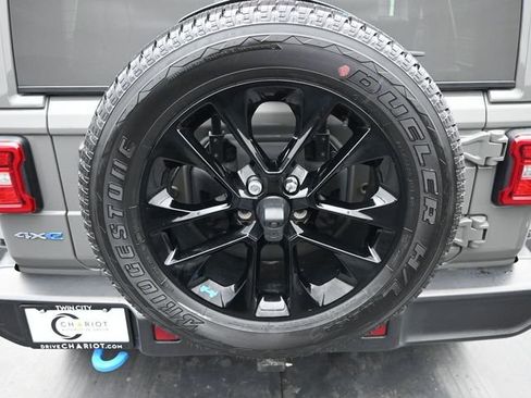 Used 2023 Jeep Wrangler Unlimited Sahara w/ Cold Weather Group image 38