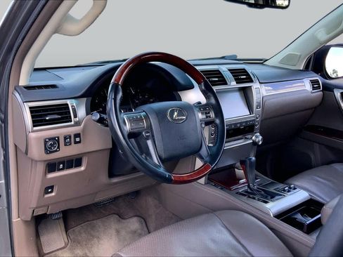 Used 2010 Lexus GX 460 AWD/4WD image 16