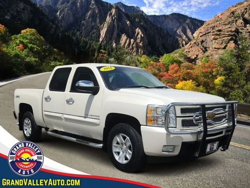Used 2012 Chevrolet Silverado 1500 LTZ w/ LTZ White Diamond Edition AWD/4WD image 1