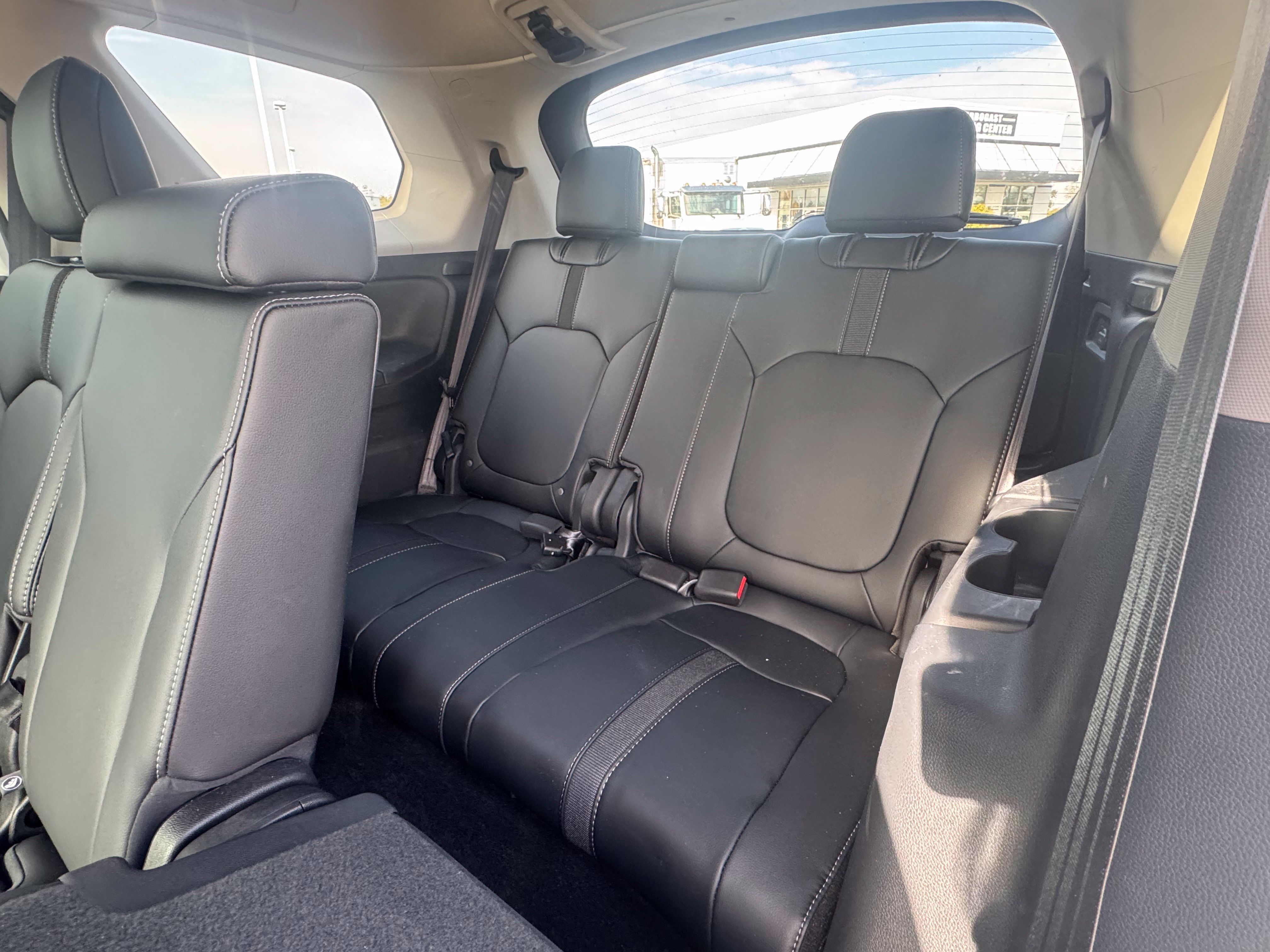 Used 2025 Honda Pilot EX-L image 14