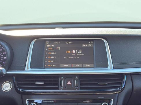 Used 2019 Kia Optima S FWD image 17