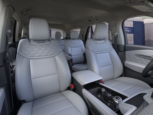 New 2026 Ford Explorer Platinum w/ LUX Leather Package AWD/4WD image 10
