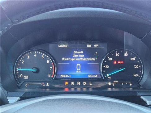 Used 2022 Ford Explorer XLT image 10