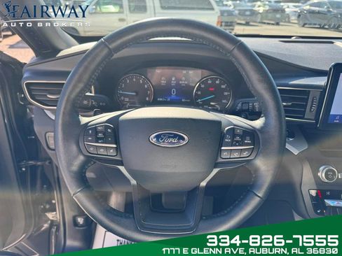 Used 2020 Ford Explorer XLT w/ Equipment Group 202A image 18