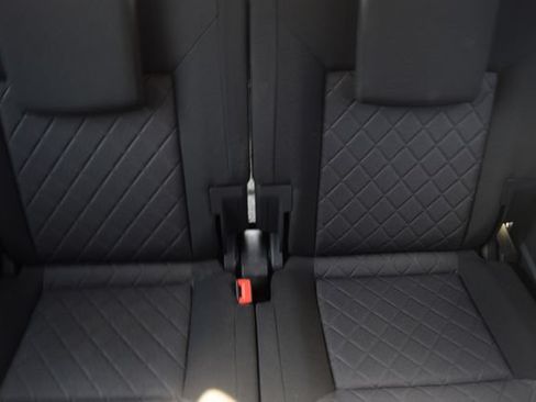 Used 2018 Volkswagen Atlas Launch Edition FWD image 18