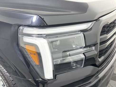 Used 2024 Ford F150 Lariat w/ FX4 Off-Road Package AWD/4WD image 12