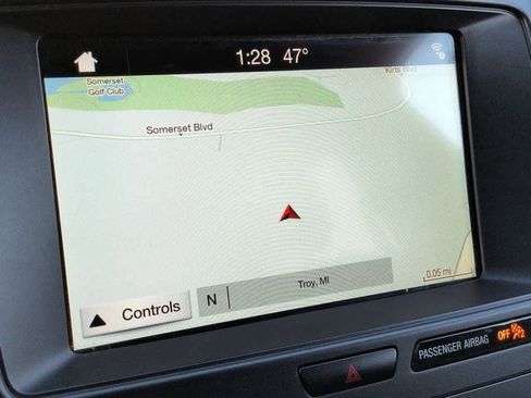 Used 2019 Ford Explorer XLT w/ Equipment Group 202A image 26