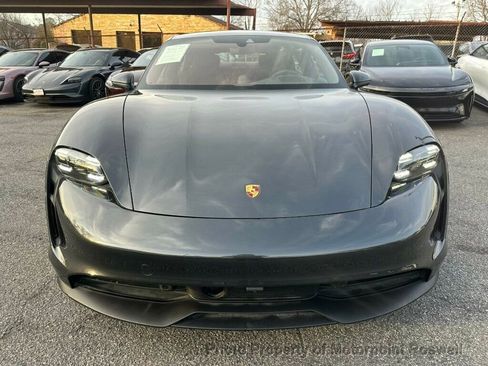 Used 2024 Porsche Taycan image 8