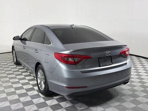 Used 2015 Hyundai Sonata SE FWD image 6