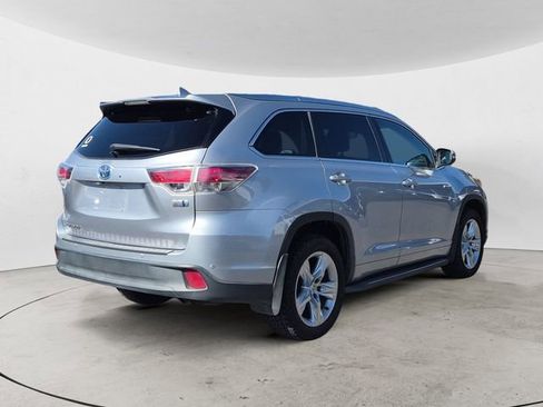 Used 2014 Toyota Highlander Limited AWD/4WD image 5