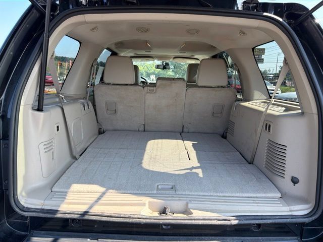 Used 2014 Ford Expedition Limited w/ Equipment Group 301A AWD/4WD image 10