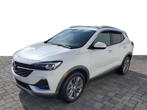 Certified 2023 Buick Encore GX Essence w/ Experience Buick Package FWD image 3