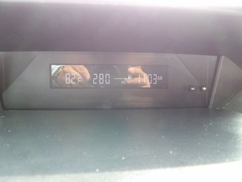 Used 2019 Subaru Crosstrek 2.0i AWD/4WD image 23
