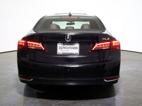 Used 2017 Acura TLX FWD image 10