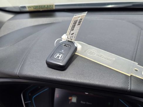 Used 2023 Honda Odyssey EX-L image 19