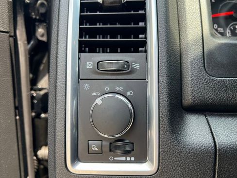 Used 2024 RAM 1500 Classic Warlock AWD/4WD image 17