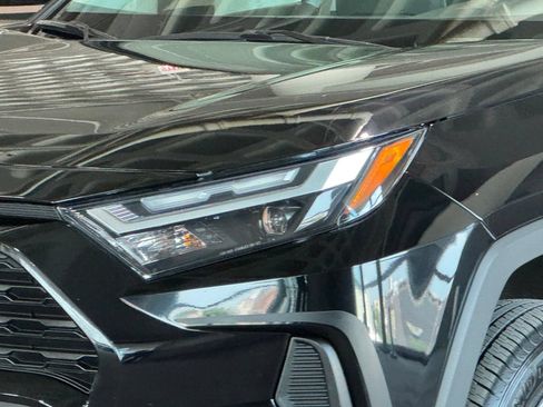 Used 2024 Toyota RAV4 LE AWD/4WD image 5