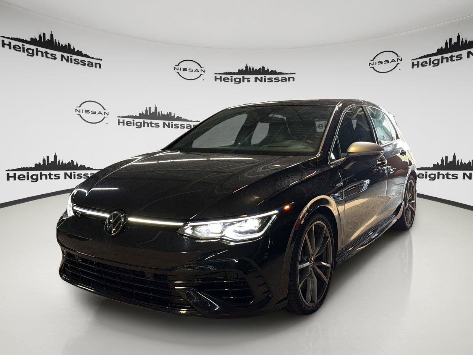 Used 2024 Volkswagen Golf R AWD/4WD image 1