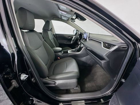 Certified 2025 Toyota RAV4 XLE image 27