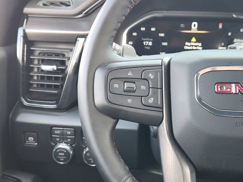 Used 2026 GMC Sierra 1500 AT4X w/ LPO, Black Badging Package AWD/4WD image 28
