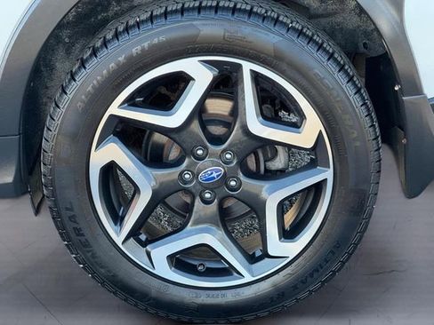 Used 2019 Subaru Crosstrek 2.0i Limited w/ Moonroof Package w/Navigation image 7