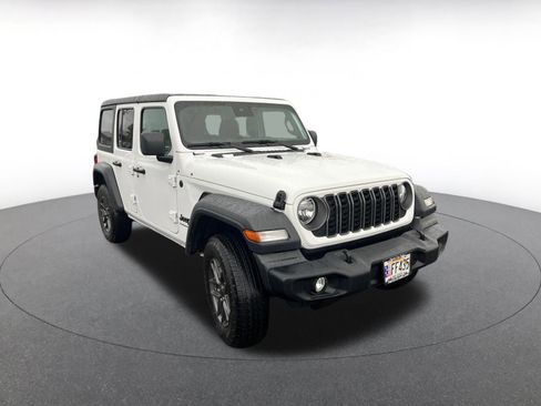 Used 2025 Jeep Wrangler Sport S image 1