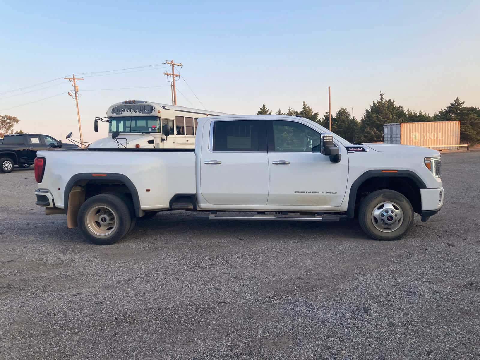 Used 2021 GMC Sierra 3500 Denali w/ Denali Ultimate Package AWD/4WD image 9