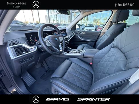 Used 2025 BMW X7 xDrive40i w/ Climate Comfort Package AWD/4WD image 10