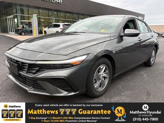 Certified 2024 Hyundai Elantra SE FWD image 1