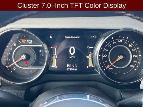 Used 2022 Jeep Wrangler Unlimited Sahara image 15