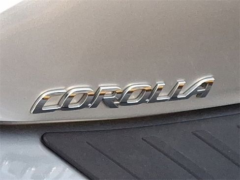 Certified 2023 Toyota Corolla SE image 30